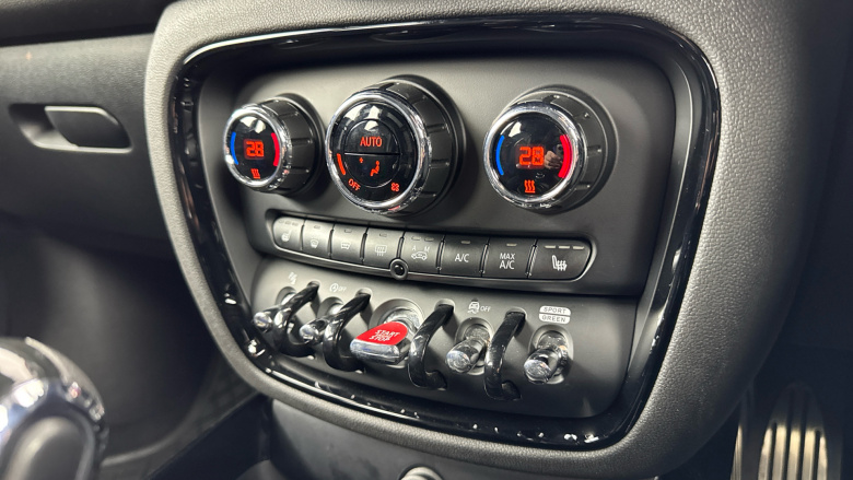 MINI Clubman 2.0 John Cooper Works ALL4 6dr Auto Petrol Estate